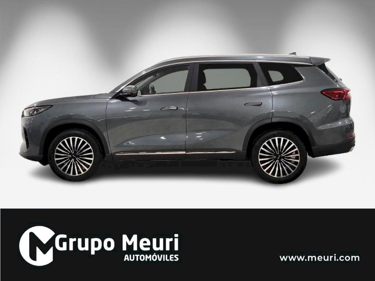 Ebro S800 1.6 TGDI Premium 7 DCT