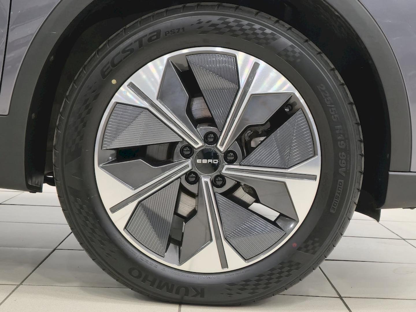 Ebro S700 1.6 TGDI Luxury 7 DCT