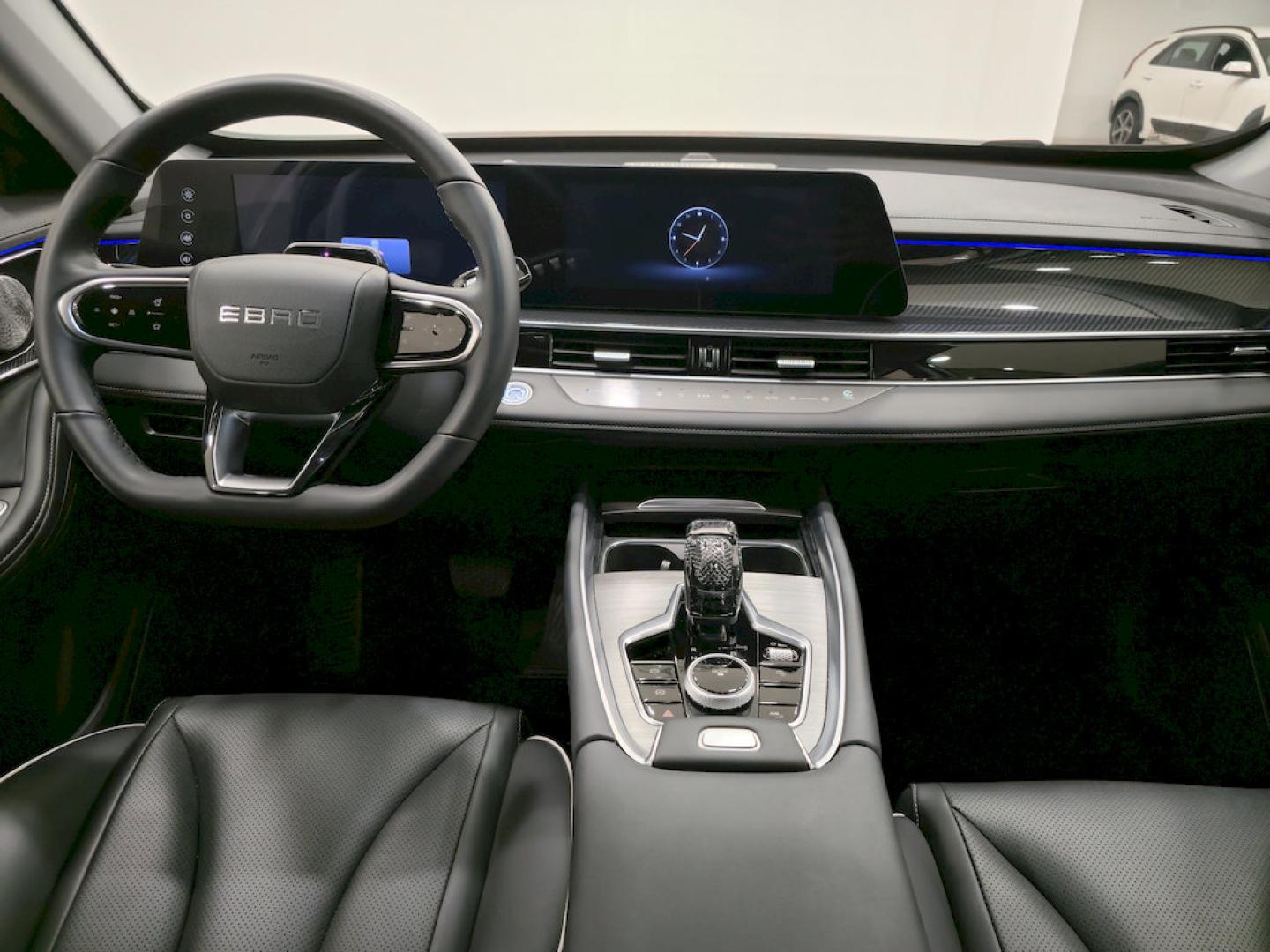 Ebro S700 1.6 TGDI Luxury 7 DCT