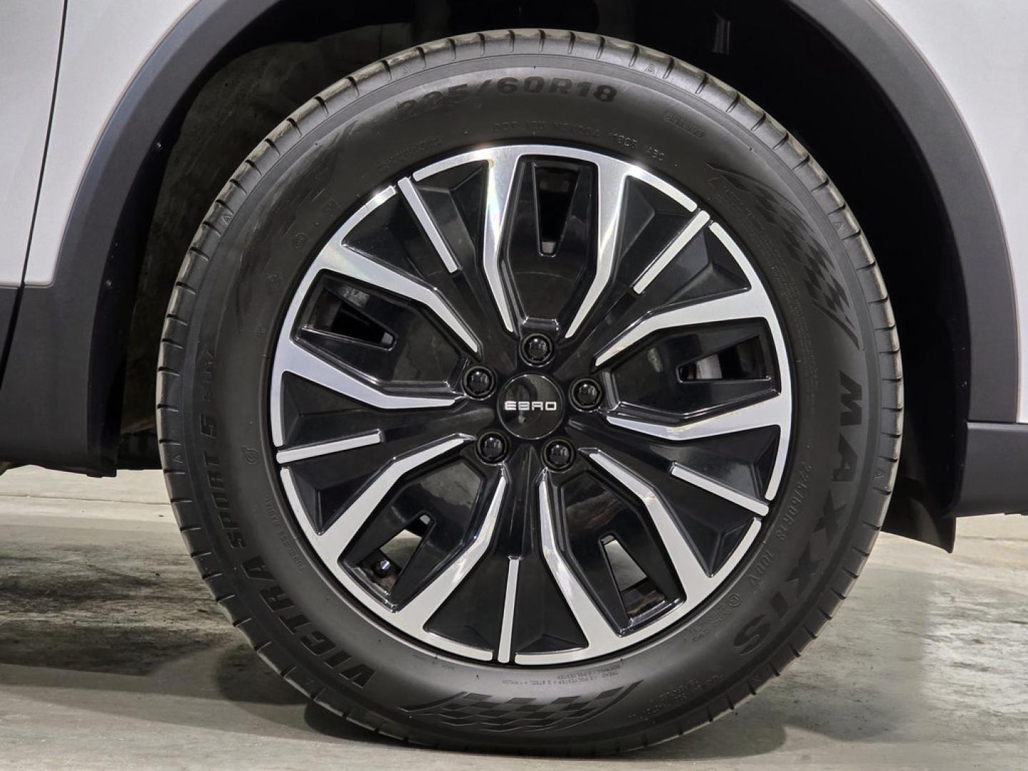 Ebro S700 1.5 TGDI PHEV Premium E-CVT