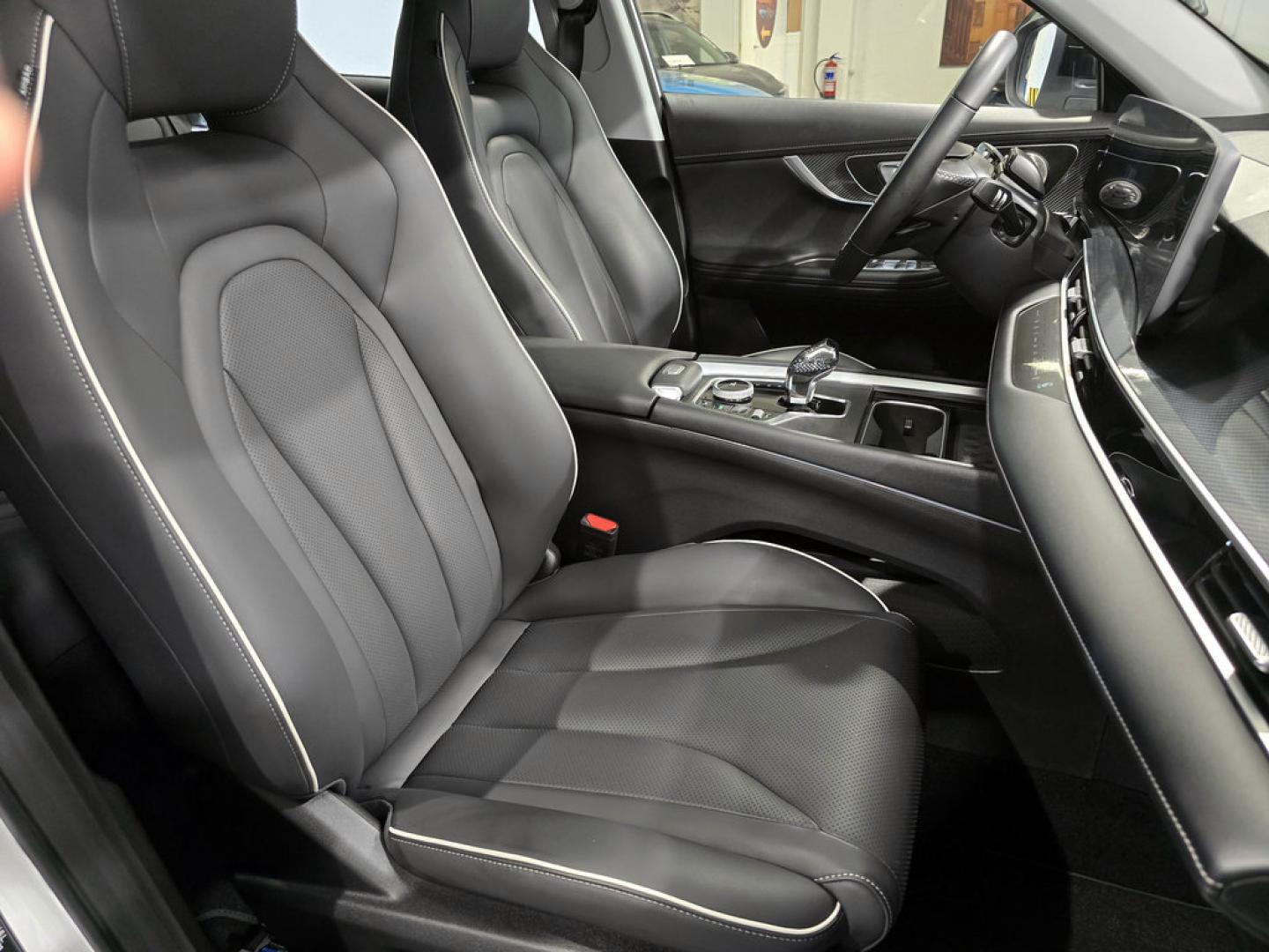 Ebro S700 1.5 TGDI PHEV Premium E-CVT