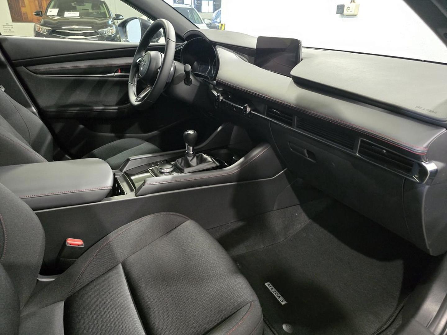 Mazda 3 2.5 e-Skyactiv-G Homura 103kW