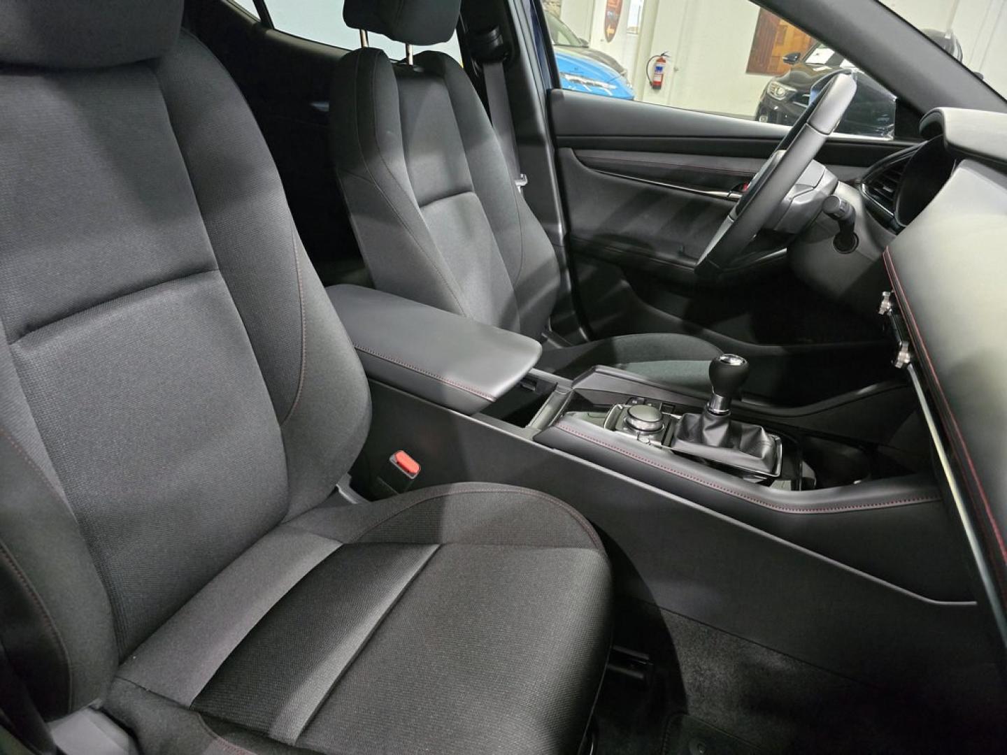 Mazda 3 2.5 e-Skyactiv-G Homura 103kW