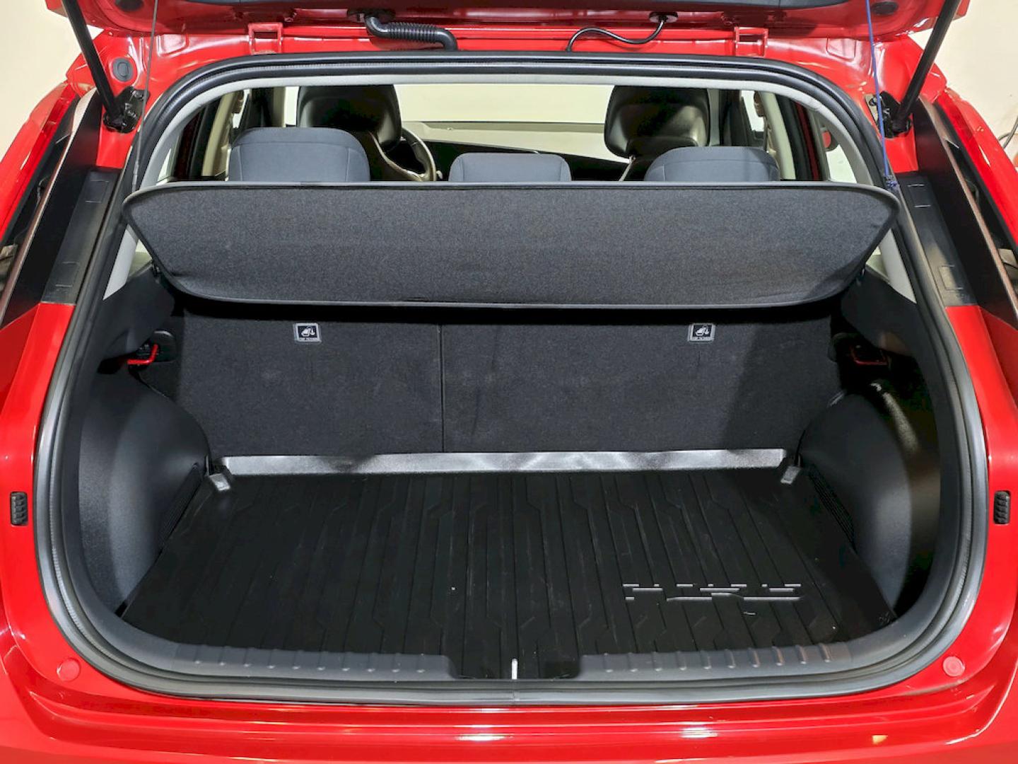 Kia Niro 1.6 GDi HEV 104kW (141CV) Concept