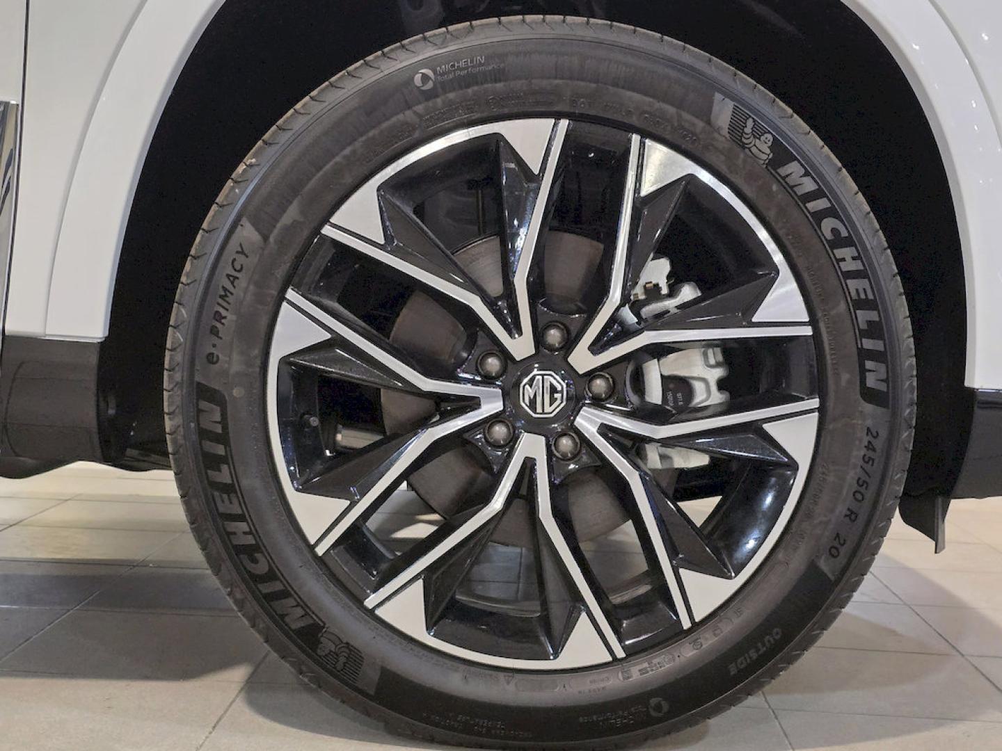 MG S9 1.5T PHEV Premium AUTO