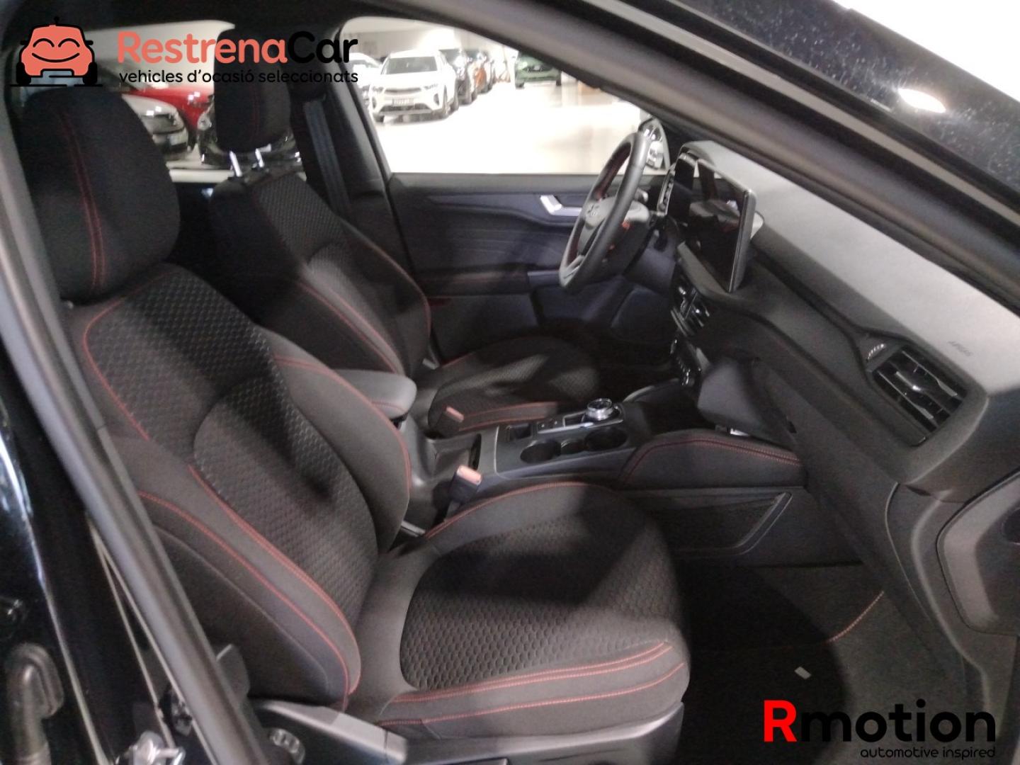 Ford Kuga 2.5 FHEV ST-LINE AUTO 180 5P