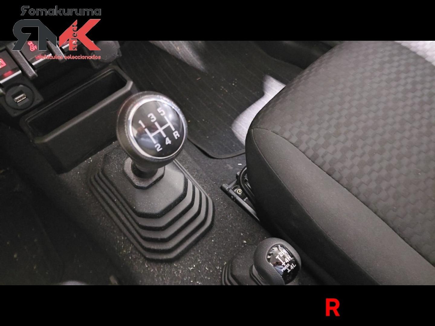 Suzuki Jimny 1.5 PRO 5MT