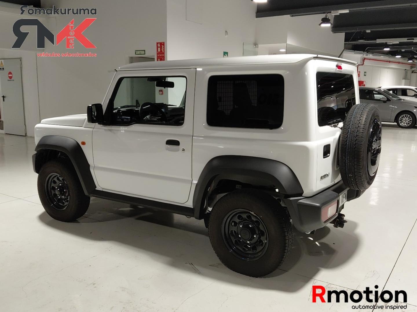 Suzuki Jimny 1.5 PRO 5MT