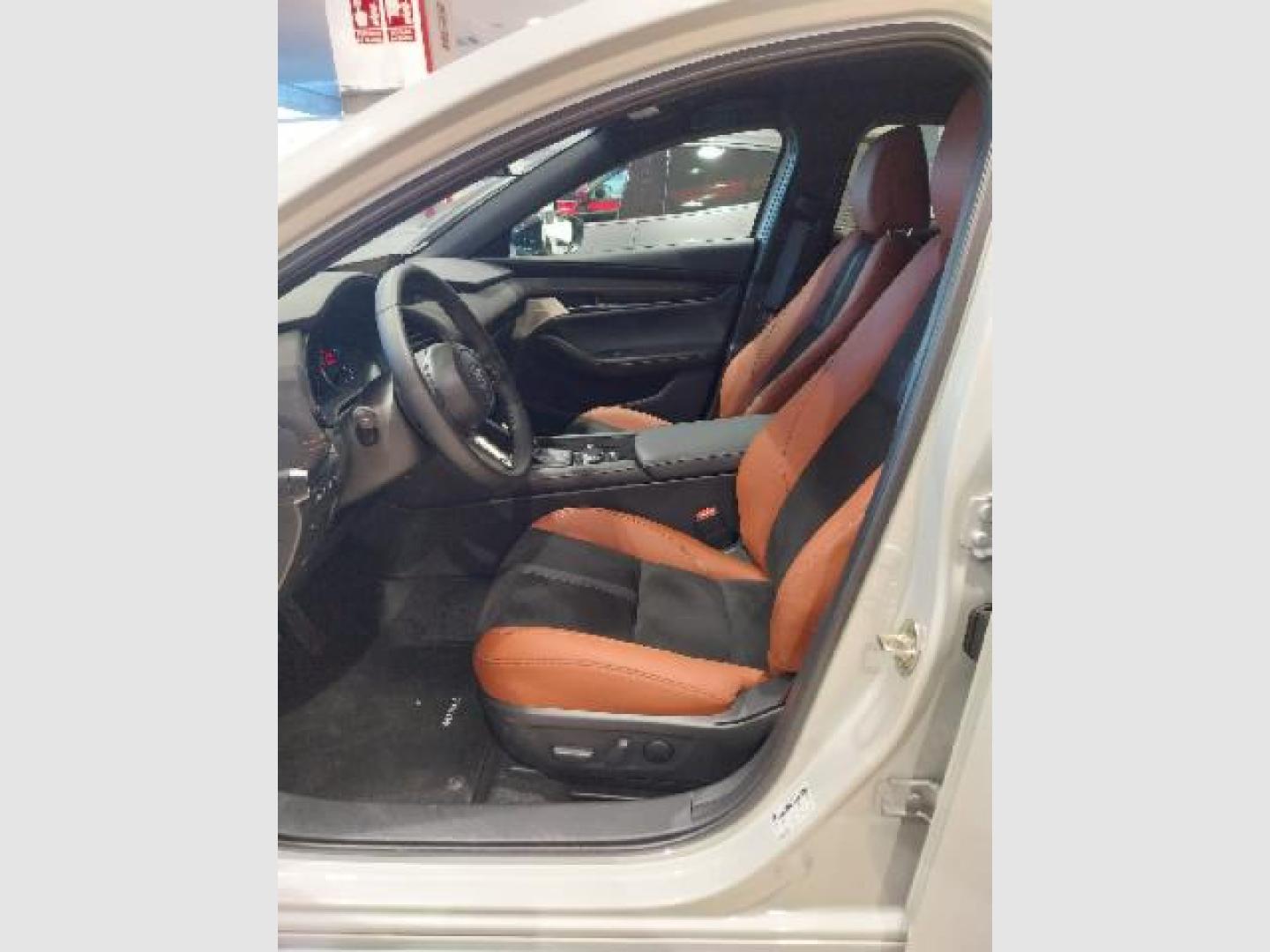 Mazda 3 2.0 e-SKYACTIV-G 90KW NAGISA