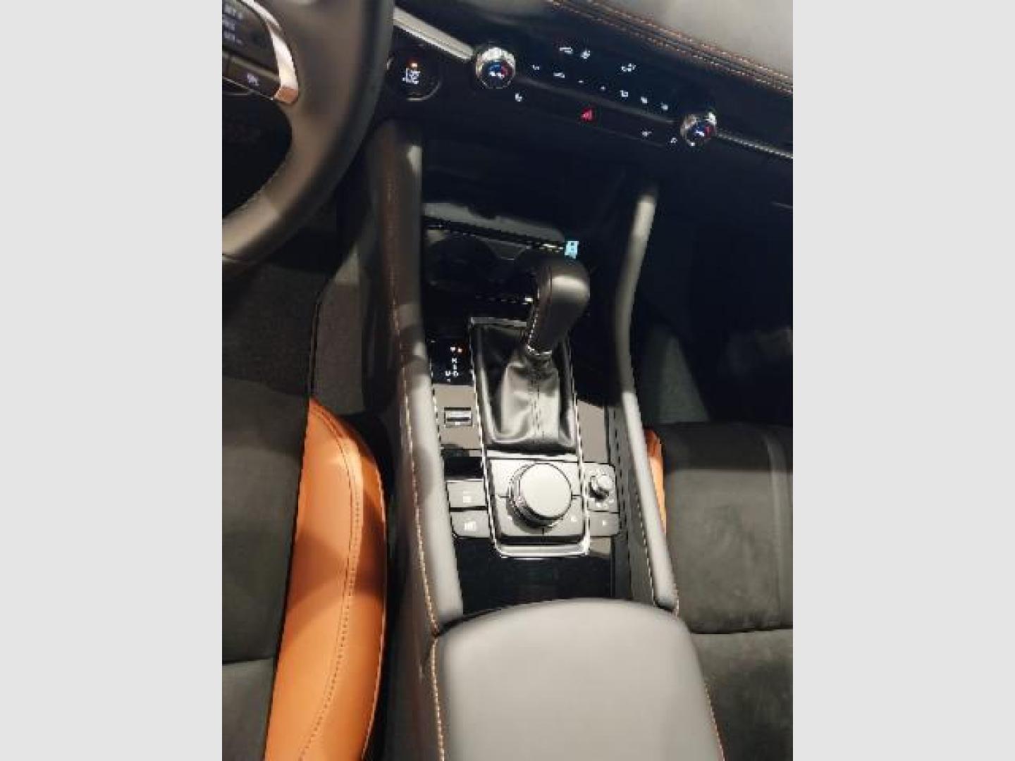 Mazda 3 2.0 e-SKYACTIV-G 90KW NAGISA