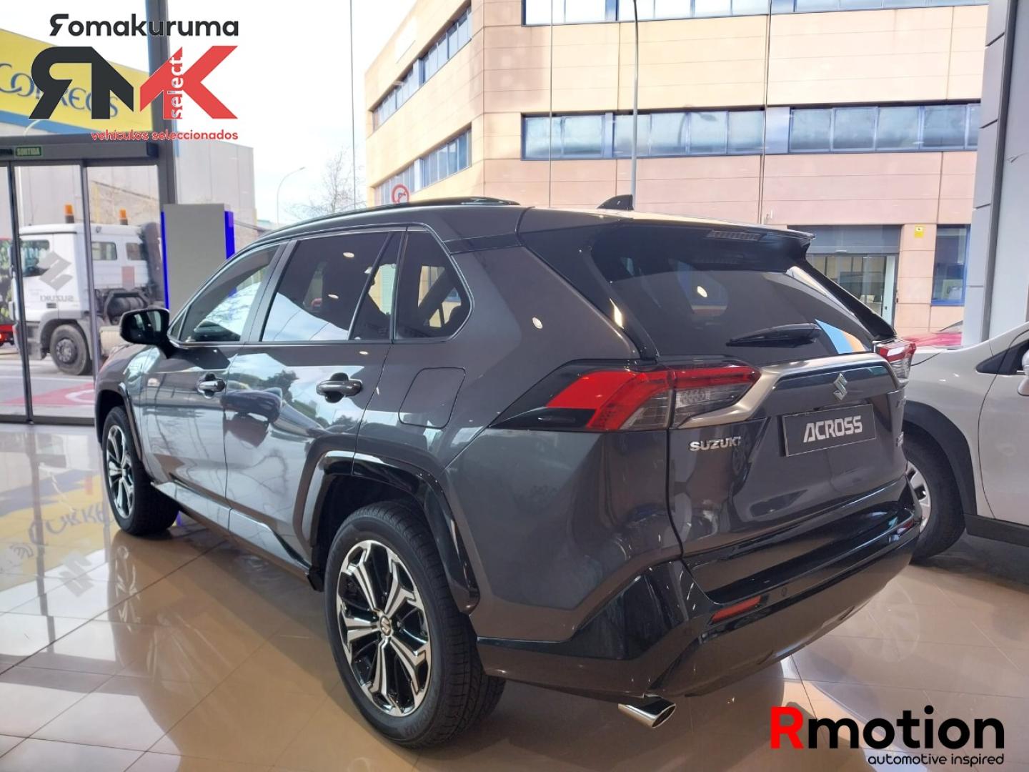 Suzuki Across 2.5 PHEV 4WD