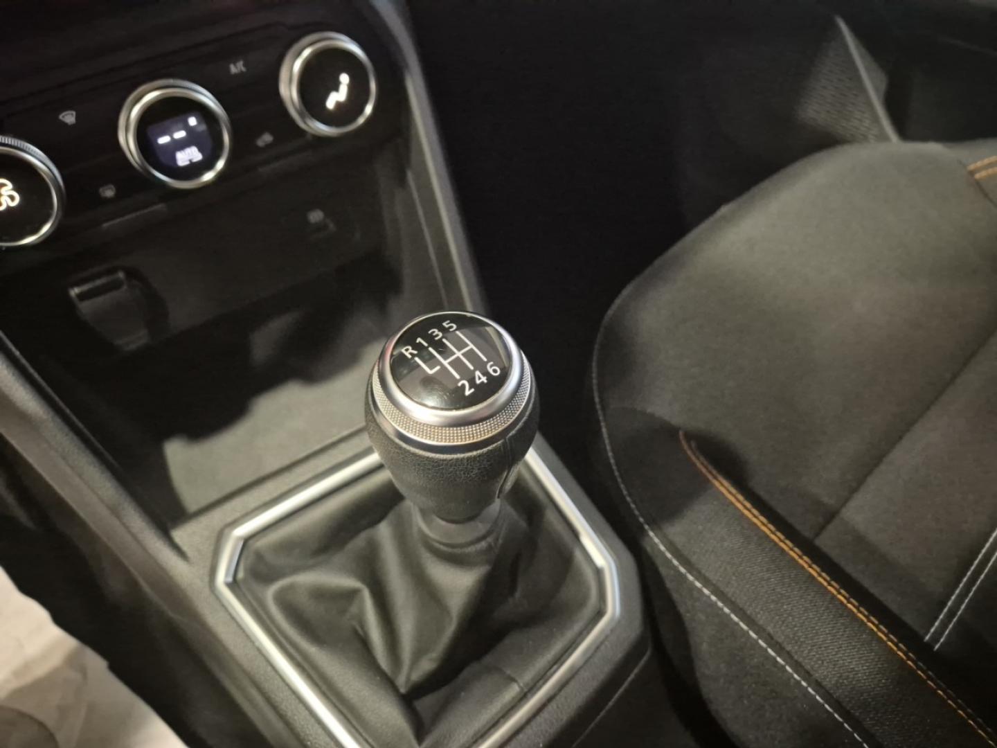 Dacia Sandero Essential TCe 67kW (90CV)