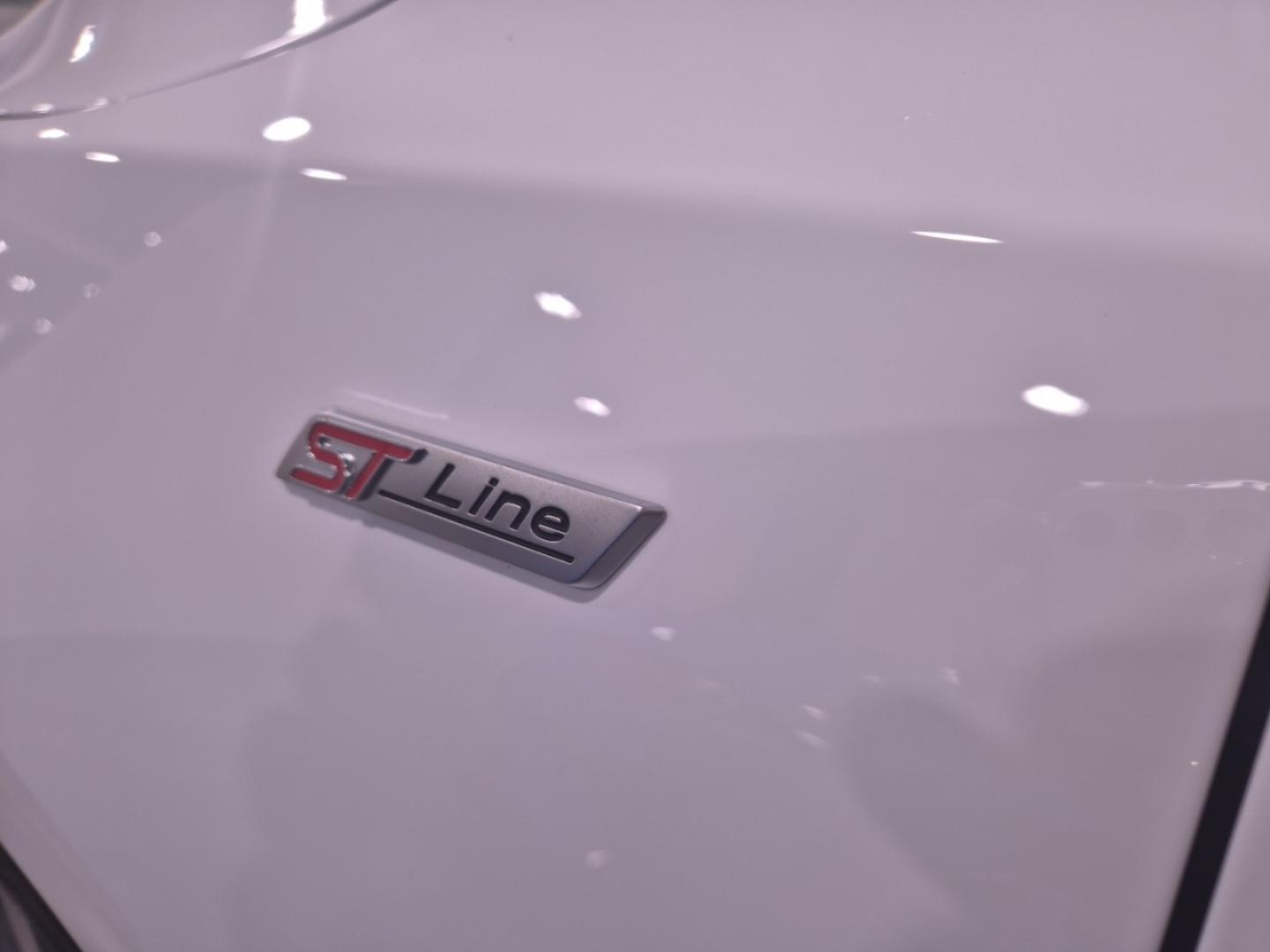 Ford Focus ST-Line 1.0T EcoBoost mHEV 92kW (125CV)
