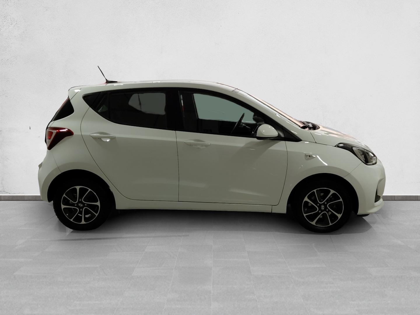 Hyundai i10 1.2 TECNO PLUS AUTO 87 5P