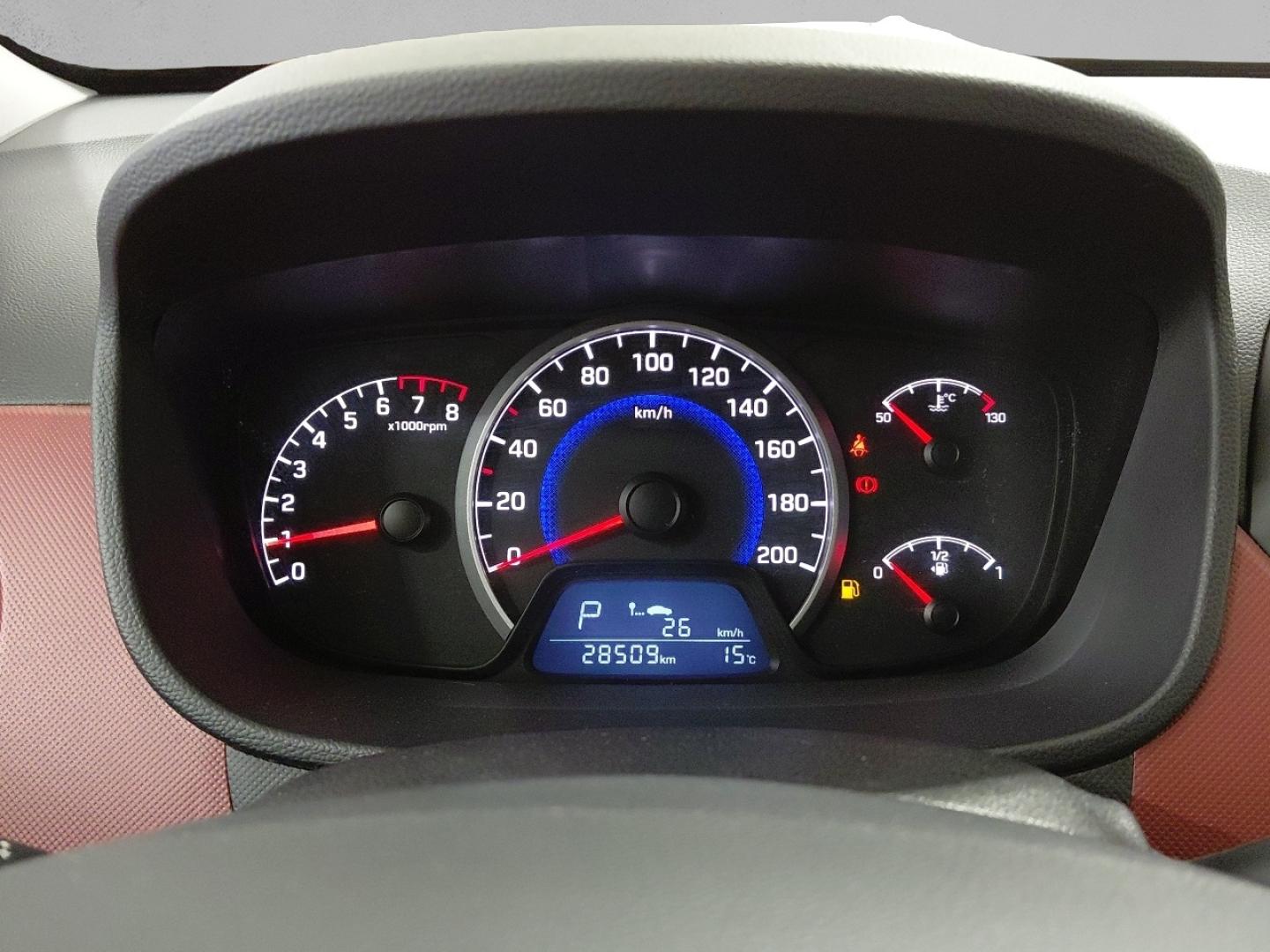 Hyundai i10 1.2 TECNO PLUS AUTO 87 5P