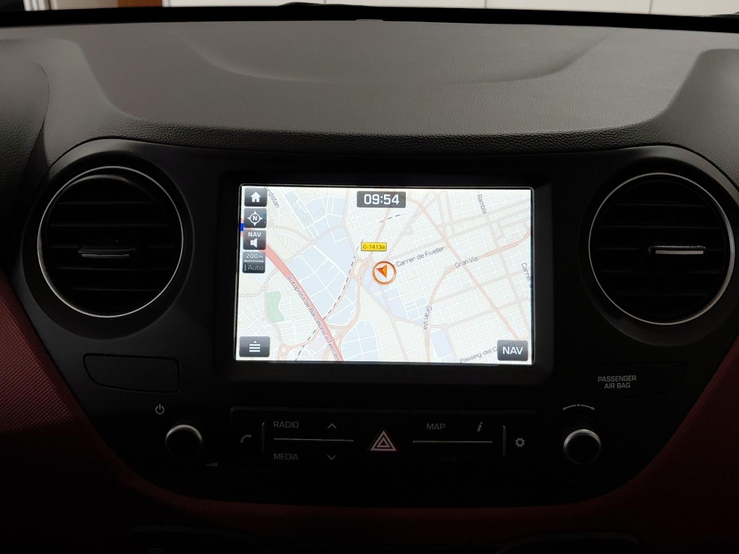 Hyundai i10 1.2 TECNO PLUS AUTO 87 5P