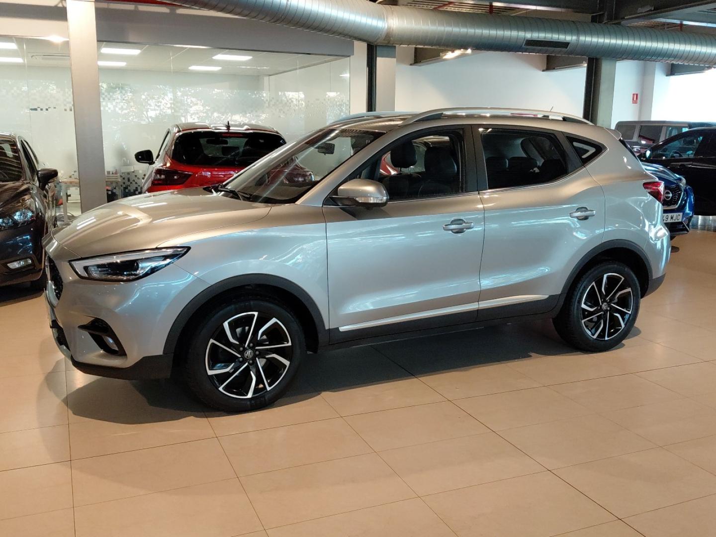 MG ZS 1.5 LUXURY 106 5P