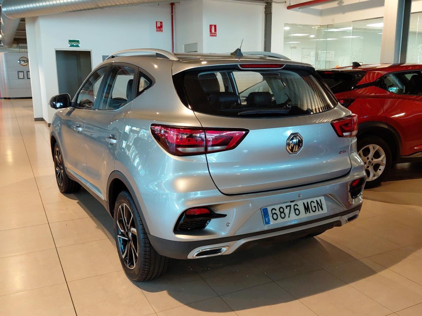 MG ZS 1.5 LUXURY 106 5P