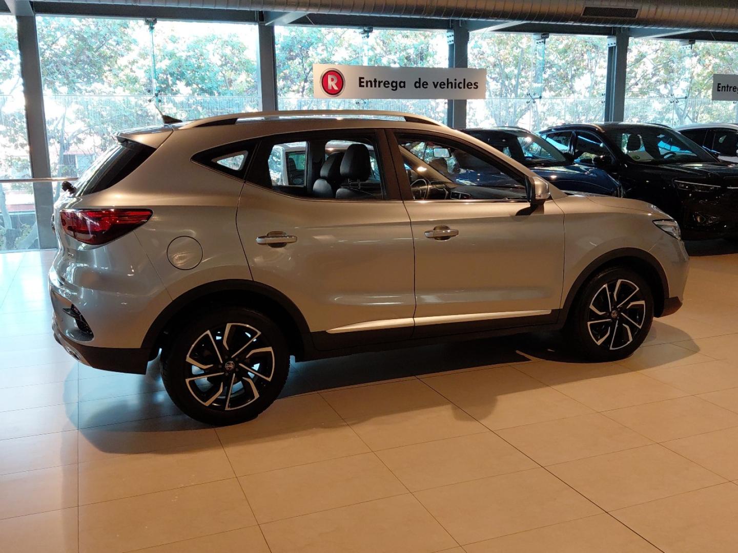 MG ZS 1.5 LUXURY 106 5P