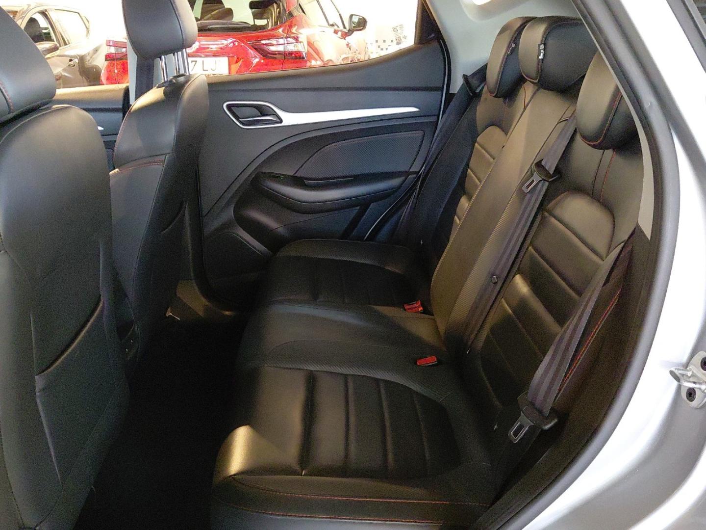 MG ZS 1.5 LUXURY 106 5P
