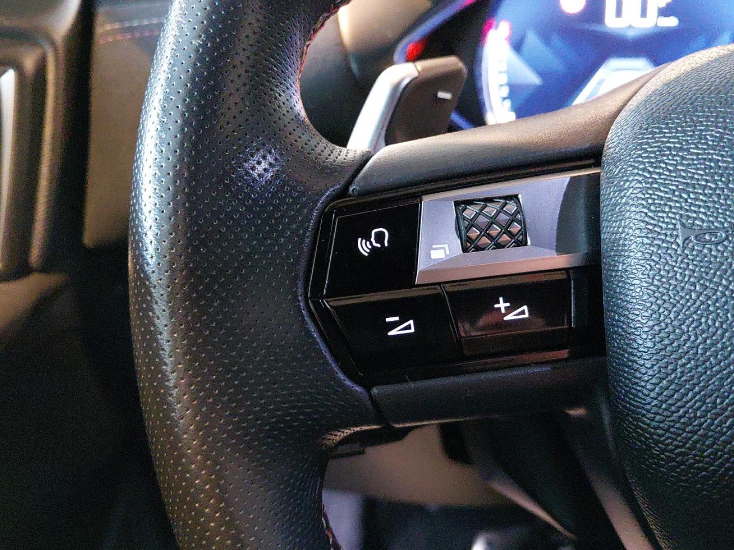 DS 1.2 PURETECH 96KW PERFORMANCE LINE AUTO 130 5P