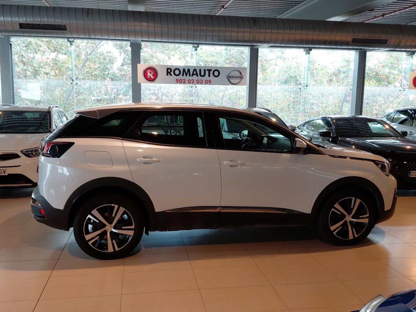 Peugeot 3008 1.2 PURETECH 96KW ALLURE S&S 130 5P