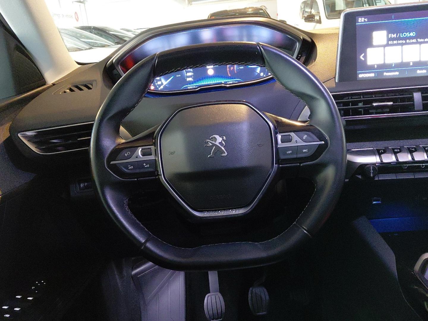 Peugeot 3008 1.2 PURETECH 96KW ALLURE S&S 130 5P
