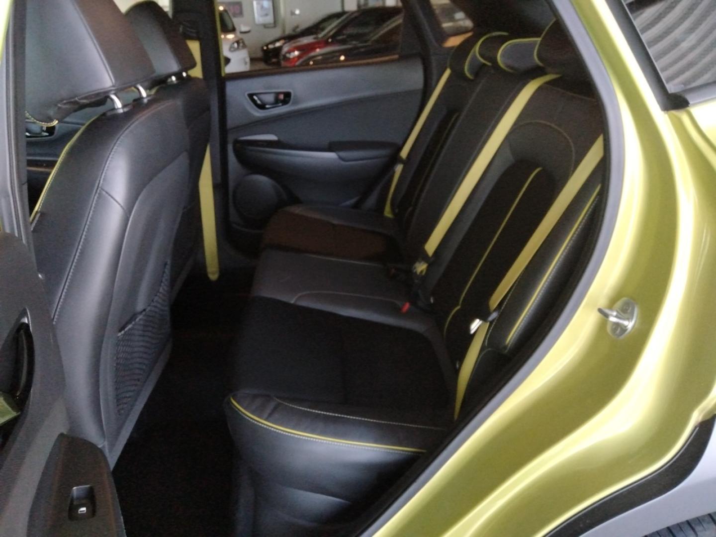 Hyundai Kona 1.0 TGDI TECNO LIME 2WD 120 5P