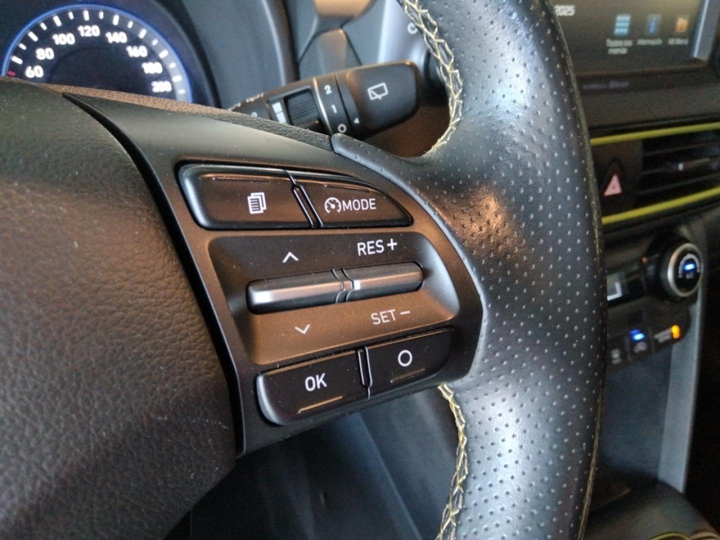 Hyundai Kona 1.0 TGDI TECNO LIME 2WD 120 5P