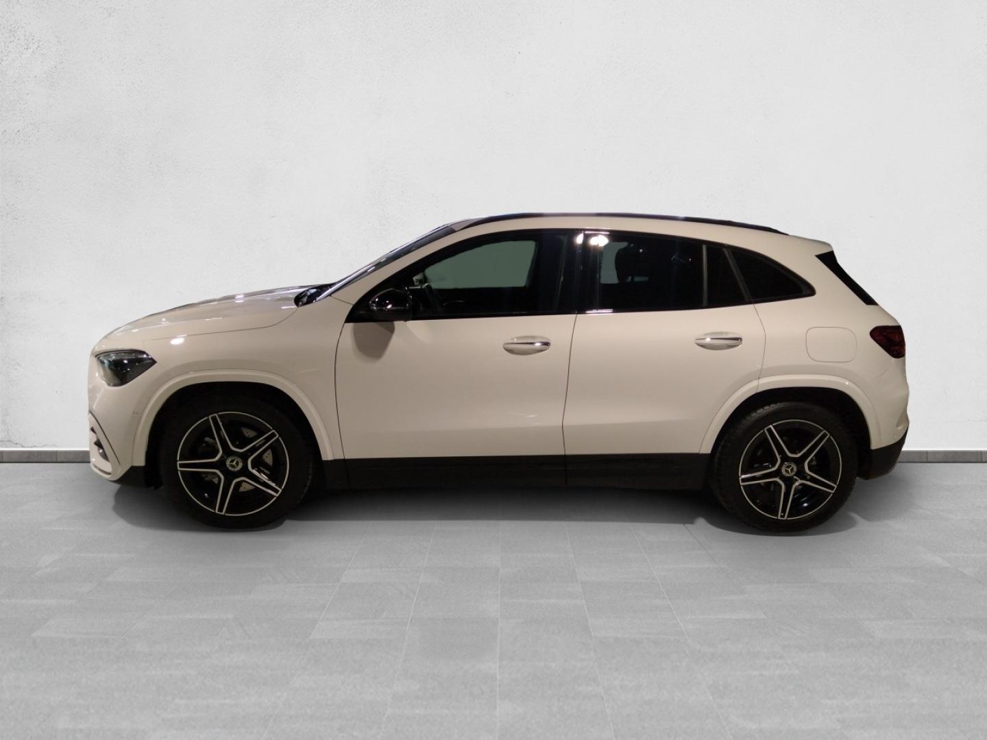 Mercedes Benz GLA 1.3 GLA 200 AMG LINE DCT 163 5P