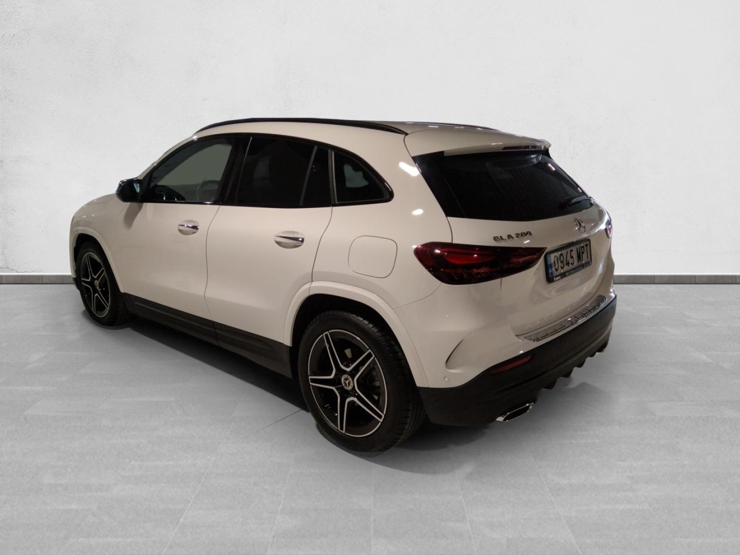 Mercedes Benz GLA 1.3 GLA 200 AMG LINE DCT 163 5P