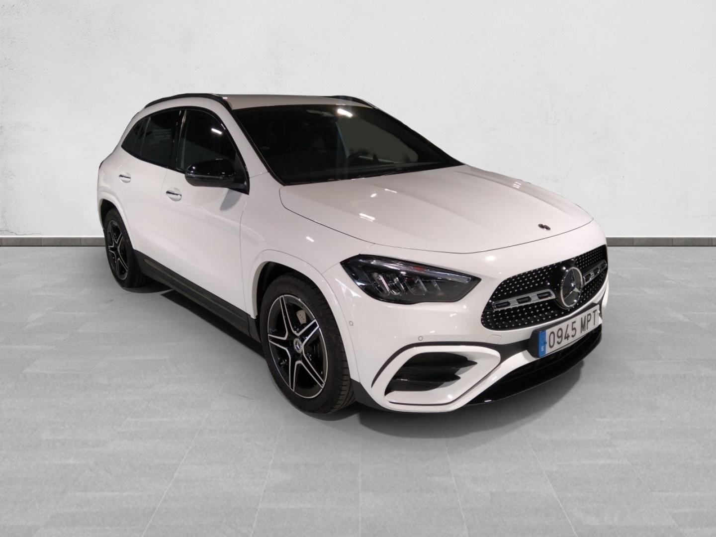 Mercedes Benz GLA 1.3 GLA 200 AMG LINE DCT 163 5P