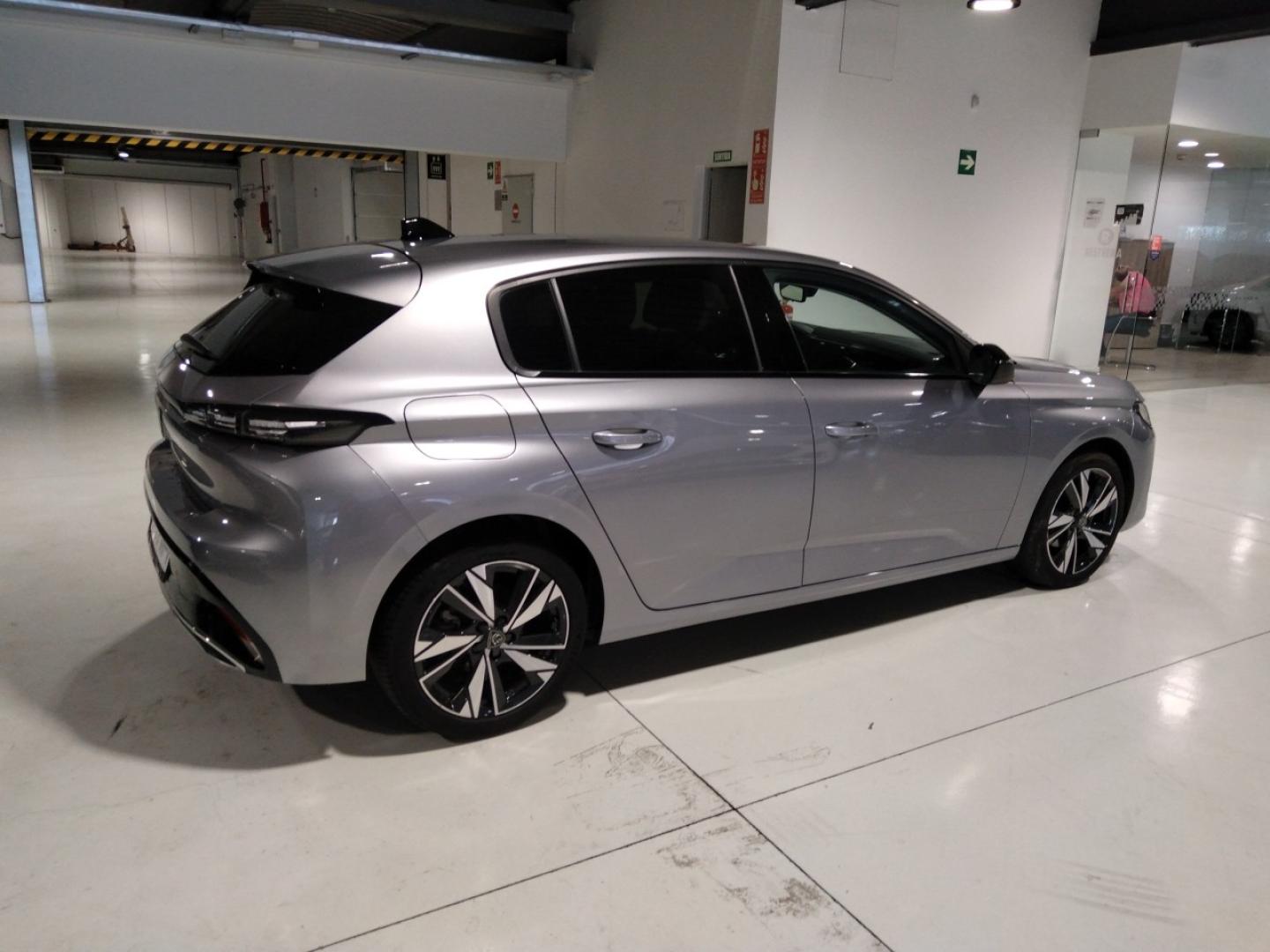 Peugeot 308 1.2 PURETECH 130 ALLURE 130 5P