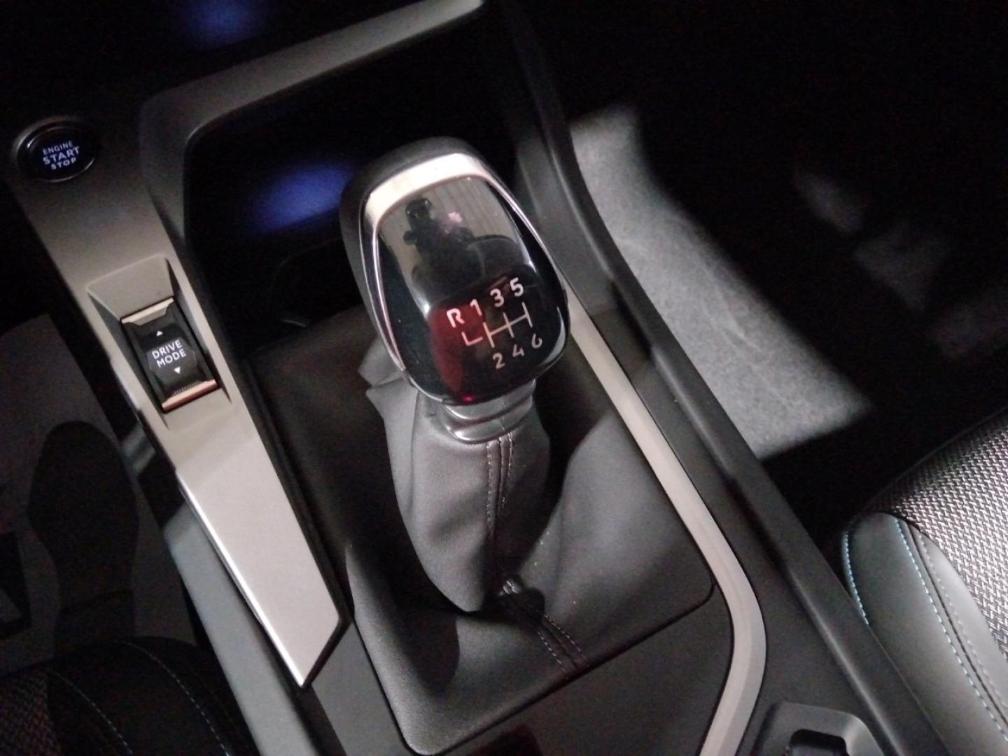 Peugeot 308 1.2 PURETECH 130 ALLURE 130 5P