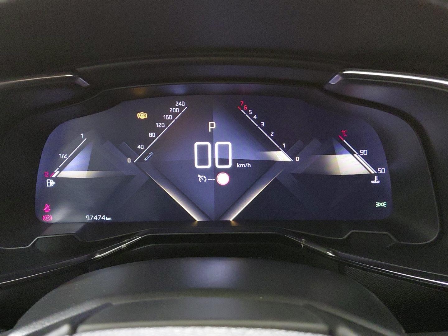 DS 1.6 PURETECH 132KW SO CHIC AUTO 180 5P