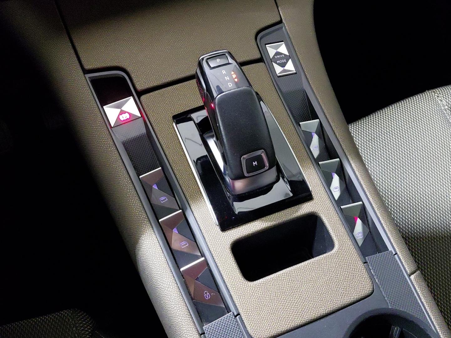 DS 1.6 PURETECH 132KW SO CHIC AUTO 180 5P
