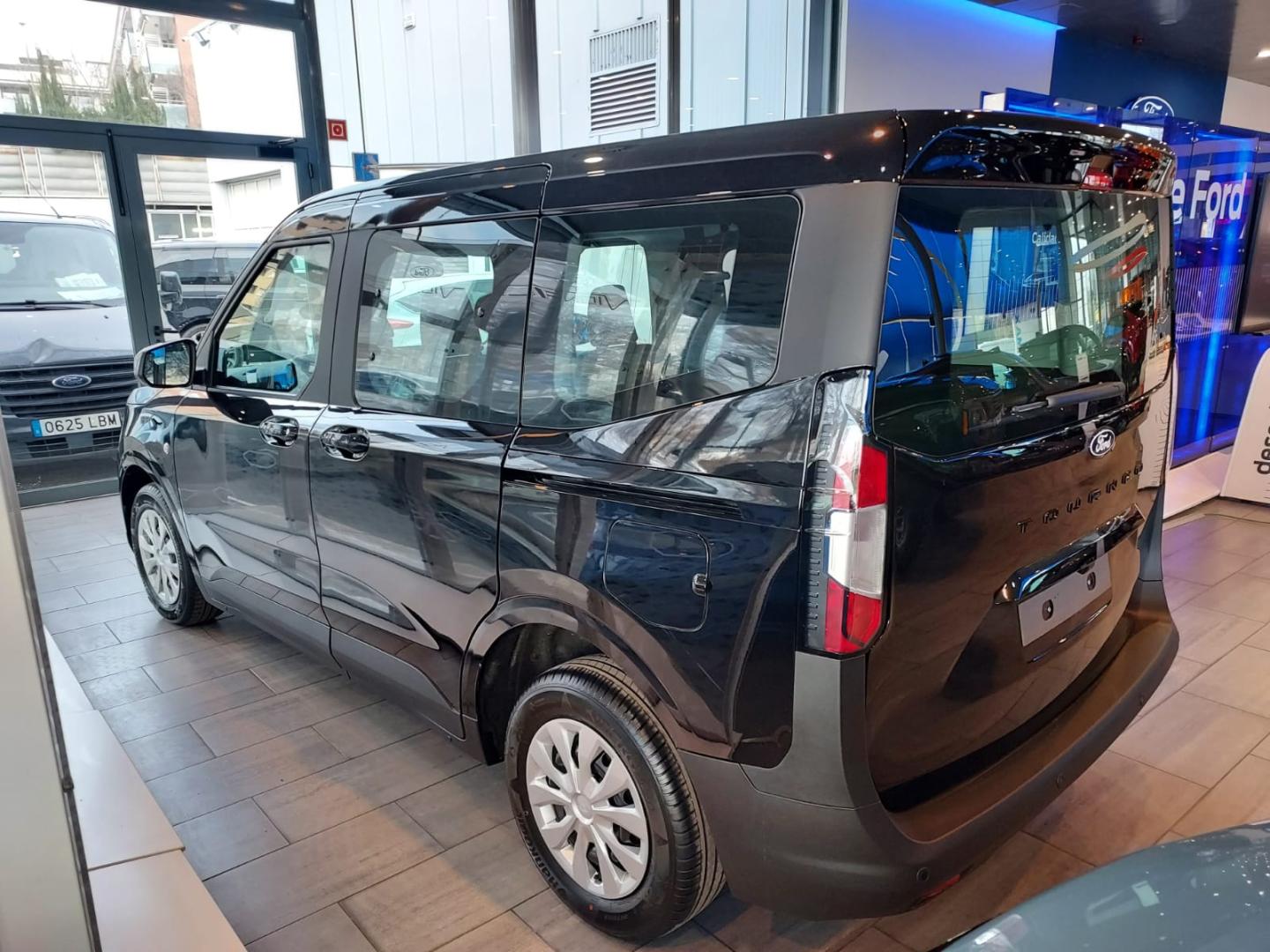 Ford Tourneo Courier 1.0 Ecoboost 92kW (125CV) Trend