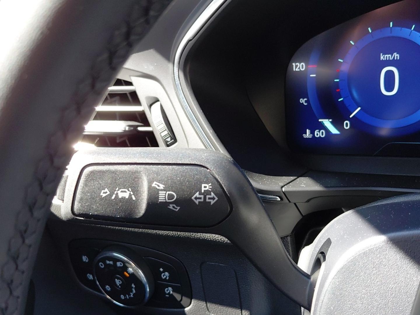 Ford Focus 1.0 Ecoboost MHEV 155CV Active X