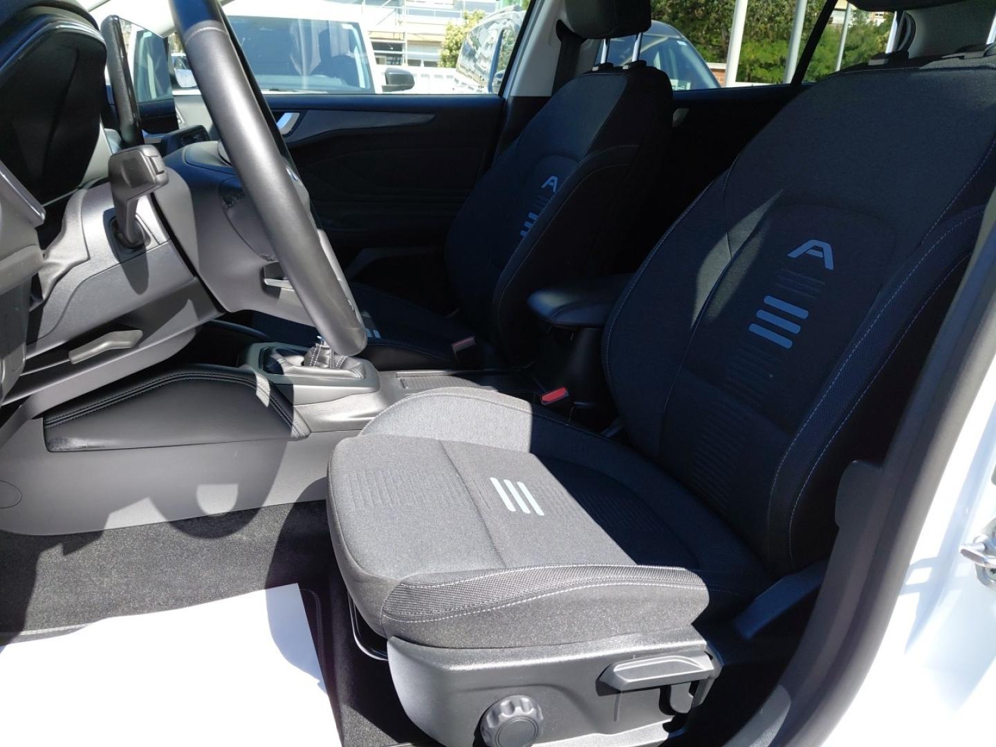 Ford Focus 1.0 Ecoboost MHEV 155CV Active X