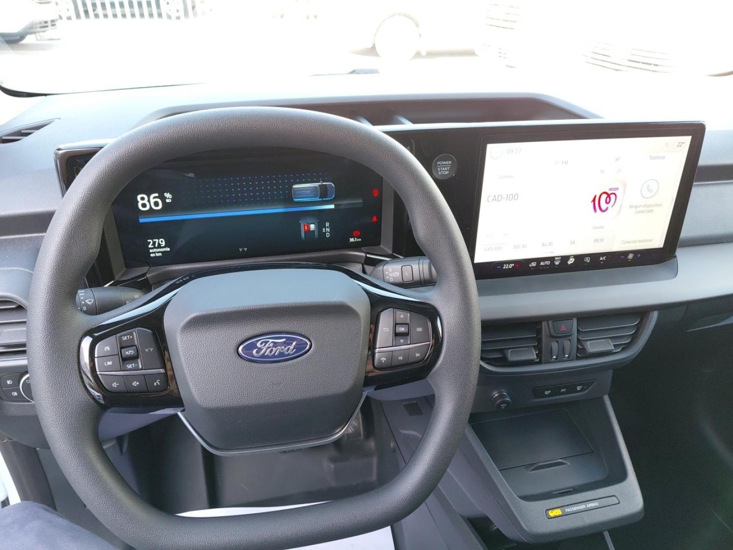 Ford Transit Courier Van BEV 100kW Trend Auto 136CV