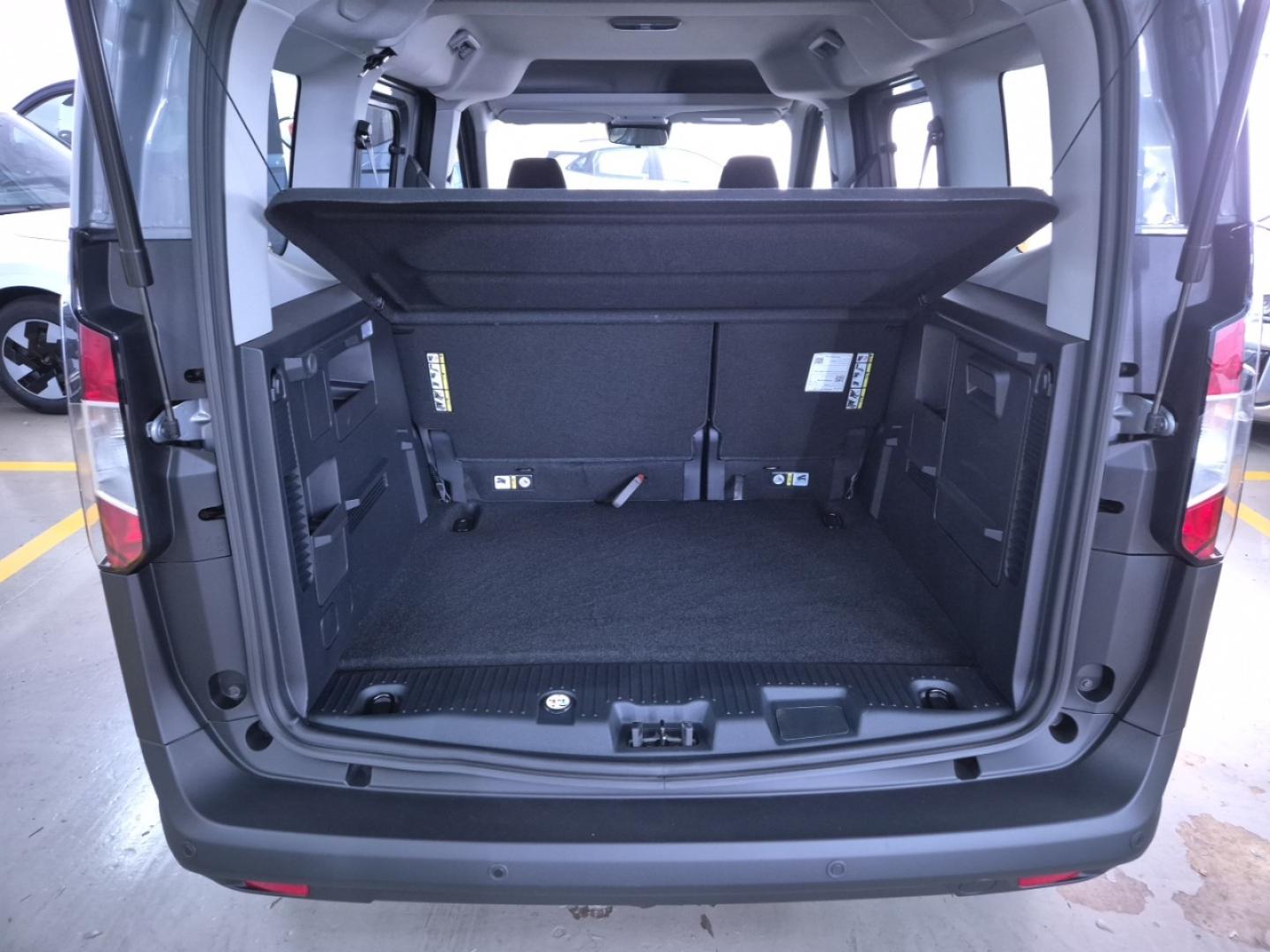 Ford Tourneo Courier 1.0 Ecoboost 92kW (125CV) Trend