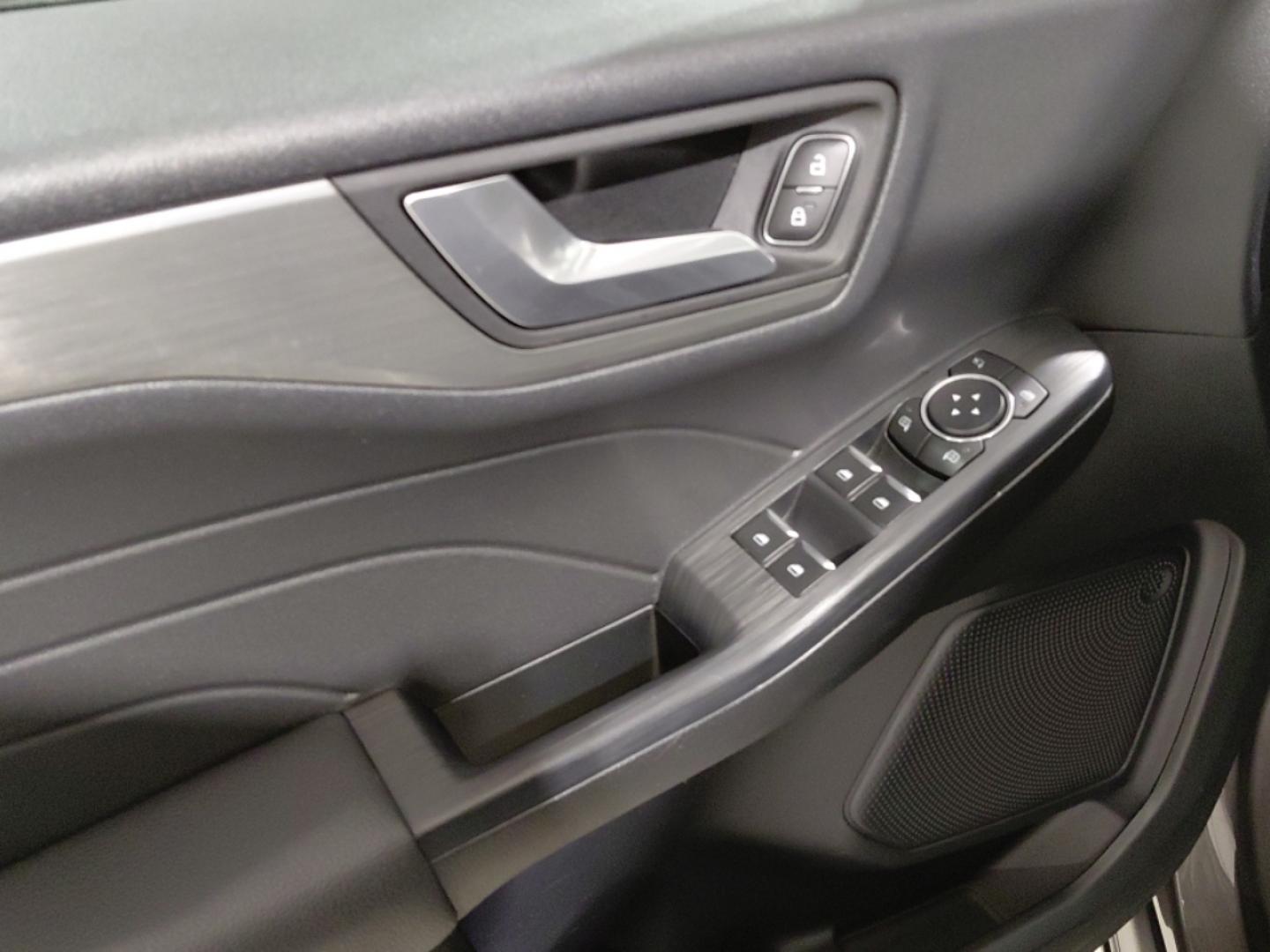 Ford Kuga NUEVO KUGA TITANIUM 1.5 EcoBoost 4x2 88,3KW(120CV) Euro 6.2