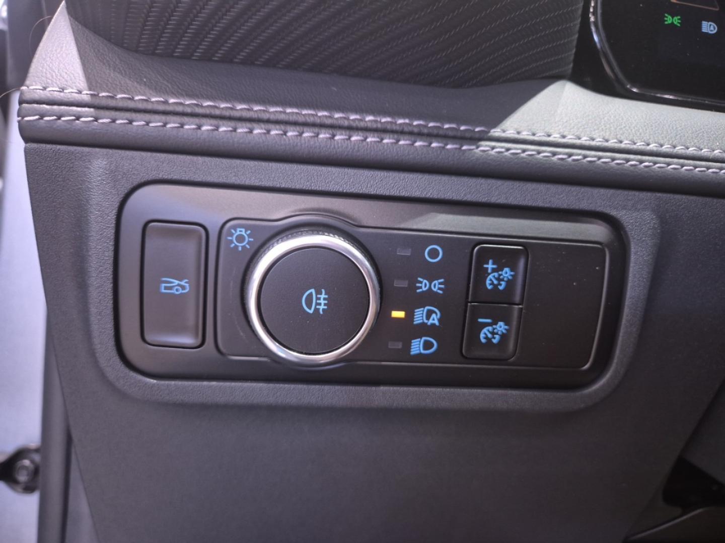 Ford Mustang 5.0 Ti-VCT V8 331kW Mustang GT (Fastb.)