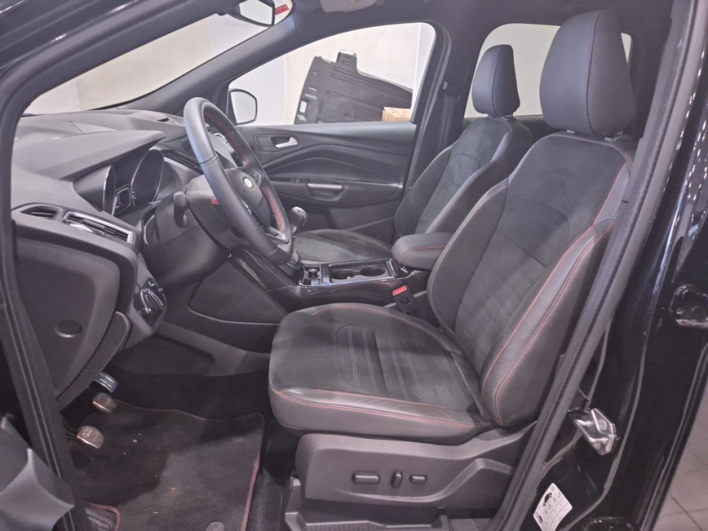 Ford Kuga ST-Line Limited Edition 1.5 EcoBoost 150CV