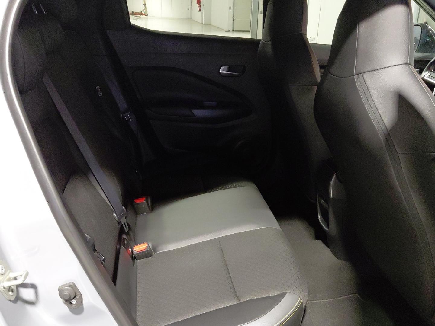 Nissan JUKE 1.0 DIG-T 84KW KIIRO DCT 114 5P