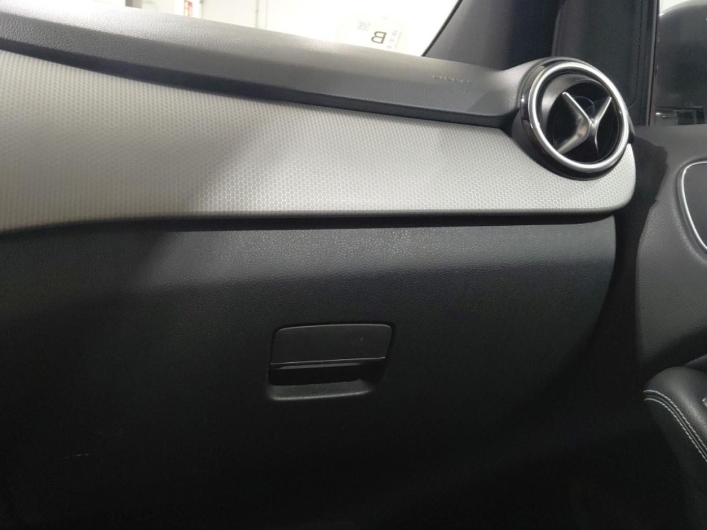 Mercedes Benz Clase B 1.8 B 180 CDI BLUE EFFICIENCY 109 5P