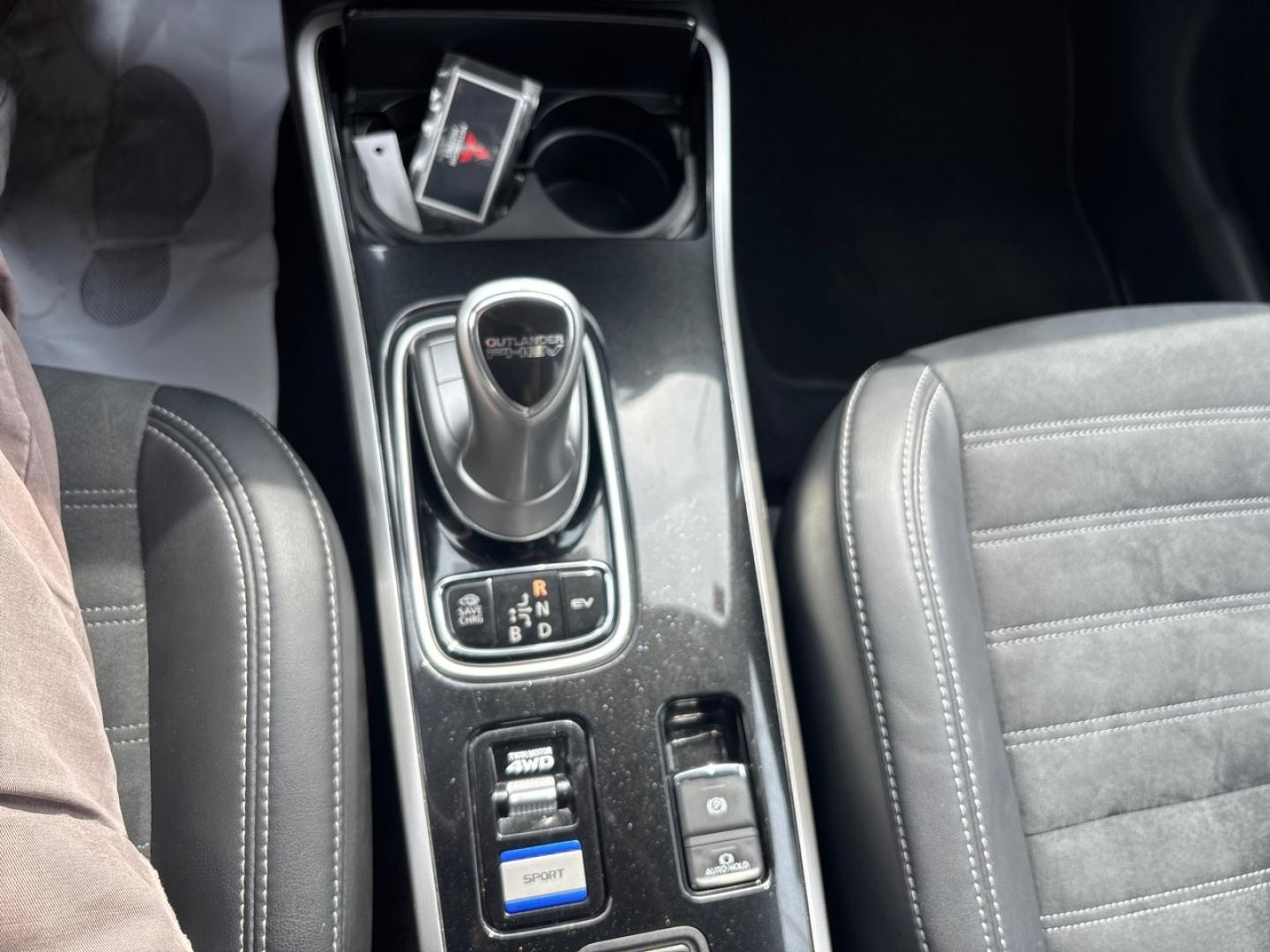 Mitsubishi Outlander 2.4 PHEV Kaiteki Auto 4WD MY19.5