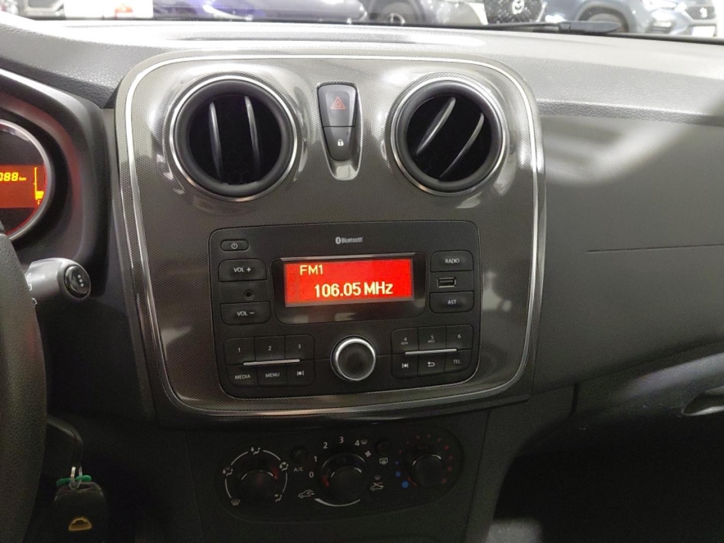 Dacia Sandero 1.0 SCE STEPWAY ESSENTIAL 54KW 73 5P