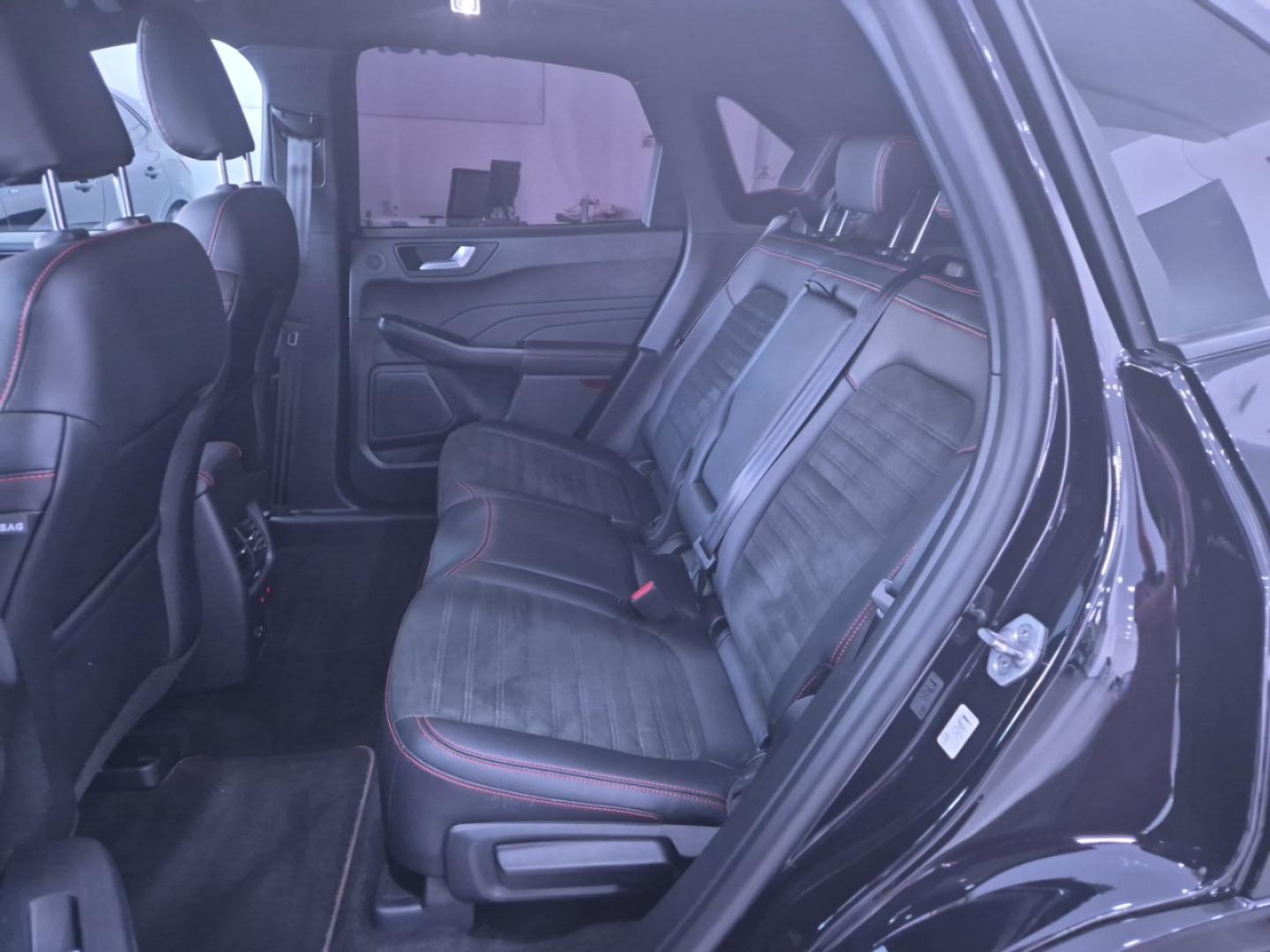Ford Kuga ST-Line X 2.5 Duratec FHEV Auto 190cv
