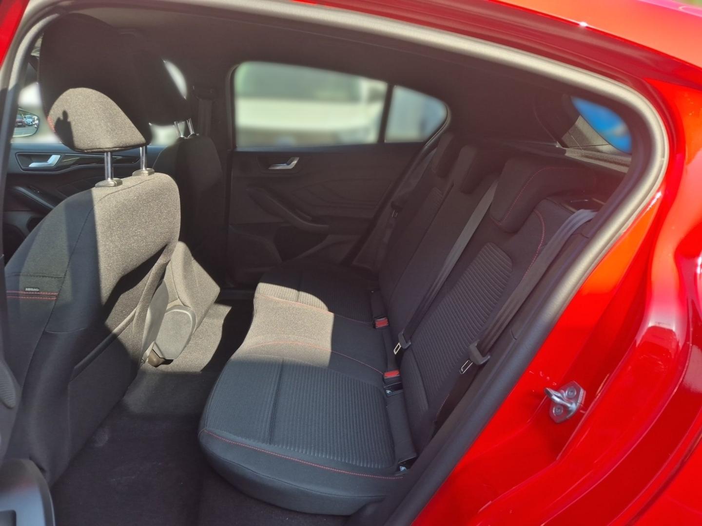 Ford Focus ST-Line 1.0T EcoBoost mHEV 92kW (125CV)